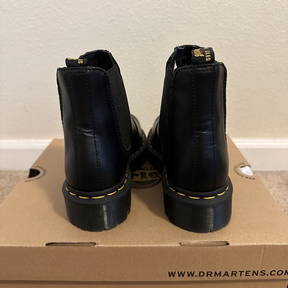 DOC Martens - Picture 8 of 9